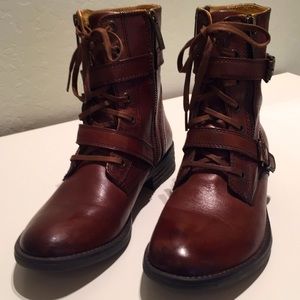 Bussola Brown Leather Ankle Boots